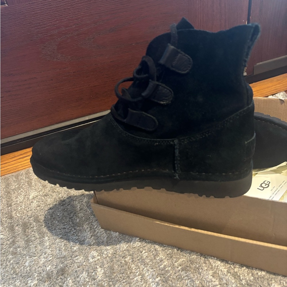 Women’s UGG Boots size 8
